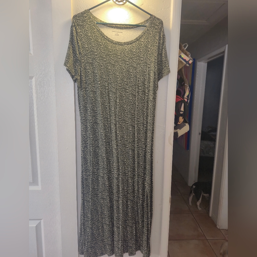 Amazon Black and White Maxi Dress